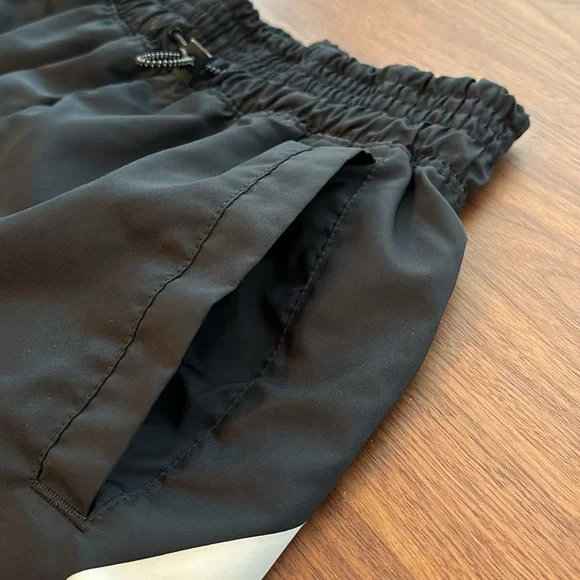 NIKE HIGH RISE SWOOSH RUNNING SHORTS - Picture 6 of 11